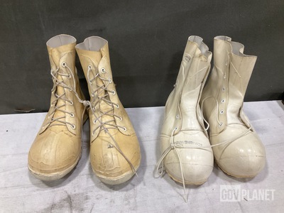 (23) Pairs of Extreme Cold Weather Boots