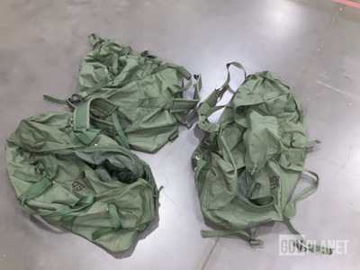 (100) Duffel Bags