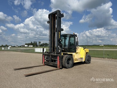 2014 Hyster 300 28000 lb 4x2 Chariot élévateur tout terrain