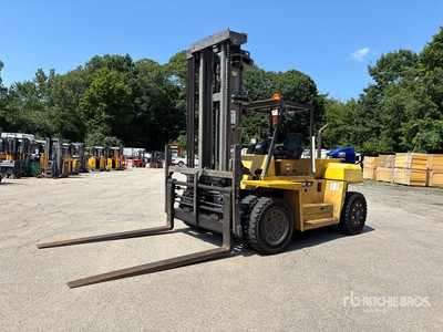 1999 Cat DP100 20600 lb Wózek widłowy
