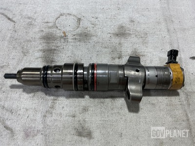 (5) Cat 3879428 Fuel Injectors