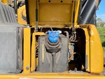 Engine with DEF / AdBlue Tank