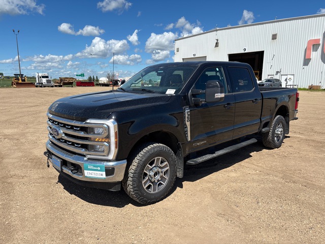 2024 Ford F-350 Lariat 4x4 Crew Cab Pickup