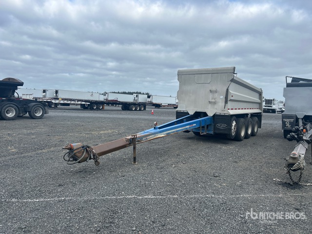 2007 Sturdyweld 17 ft 10 in Quad/A Pup Dump Trailer