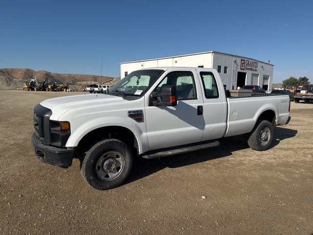2008 Ford F-350 XL 4x4 Extended Cab Pickup
