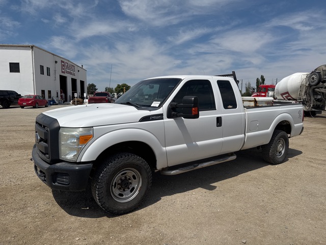 2015 Ford F-250 XL 4x4 Extended Cab Pickup