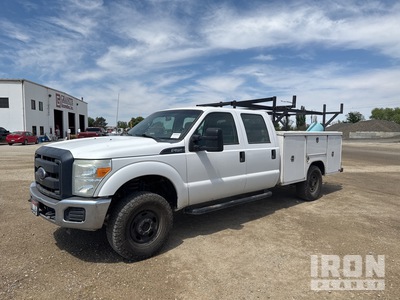 2015 Ford F-250 XL 4x4 Utility Truck