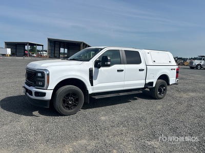 2023 Ford F-250 STX 4x4 Crew Cab Pickup