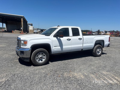 2017 GMC Sierra 2500HD 4x2 Dual Cab Pickup