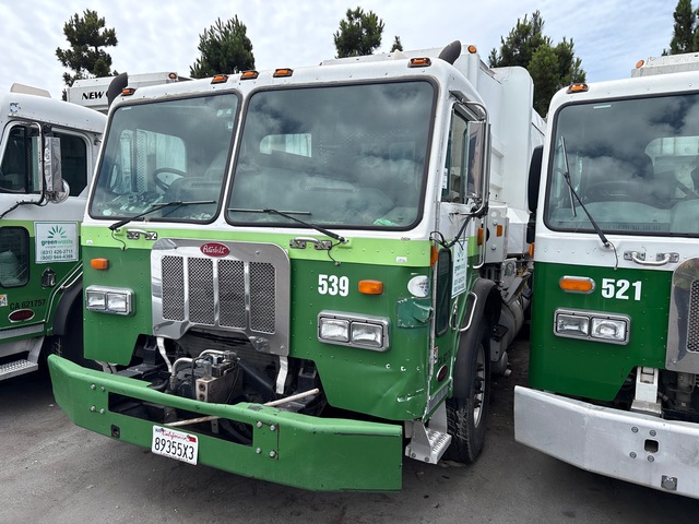 2012 Peterbilt 320 6x4 Side Loader Waste Collection Truck