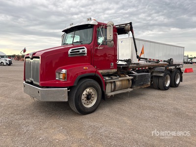 2017 Western Star 4700 6x4 Autocarro scarrabile