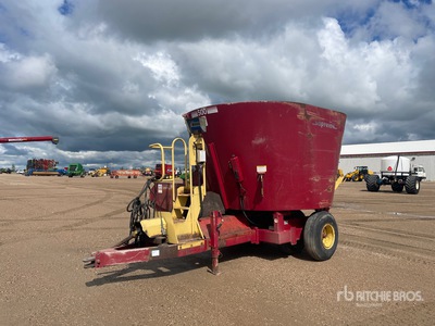Supreme Feed Wagon