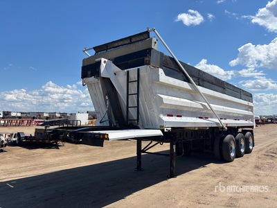 2013 Arne's 30 ft Tri/A Remorque à benne basculante arrière