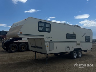 1998 Flagstaff 525BH 25 ft T/A Travel Trailer