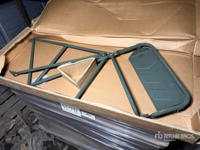 Lot of (18) Mirror and Bracket Assy, Rearview