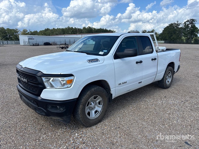 2021 Ram 1500 4x4 Extended Cab Pickup