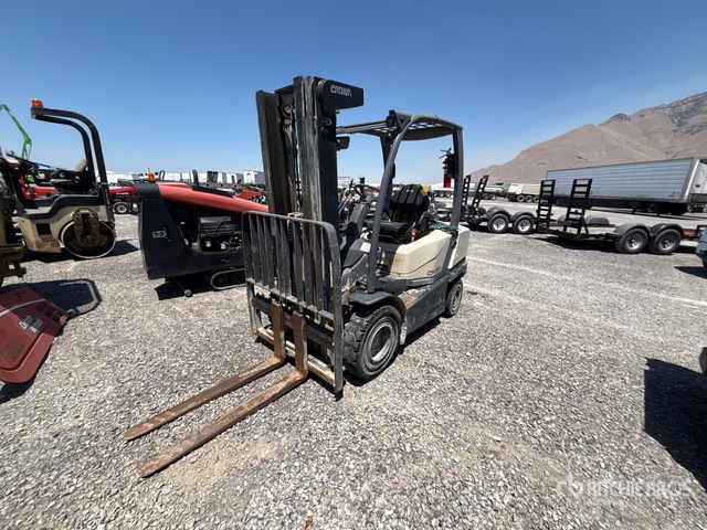 Crown C5105050 Pneumatic Tire Forklift (Inoperable)