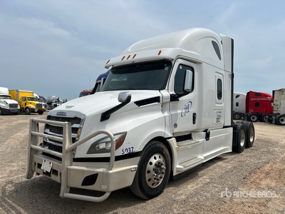 2018 Freightliner Cascadia 126 6x4 T/A Sleeper Truck Tractor