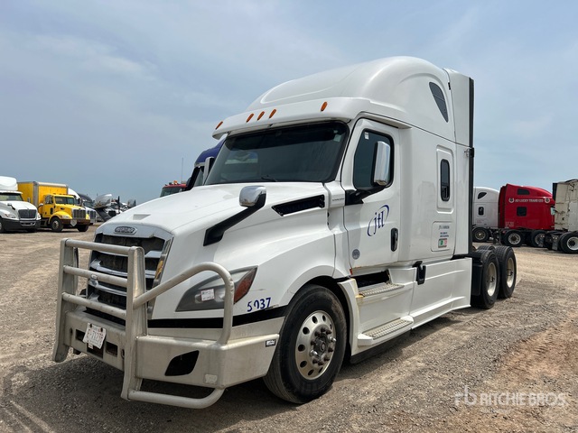 3AKJHHDR7JSJM0418 2018 photo no. 1