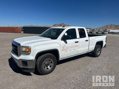 2015 GMC Sierra 4x2 Crew Cab Pickup