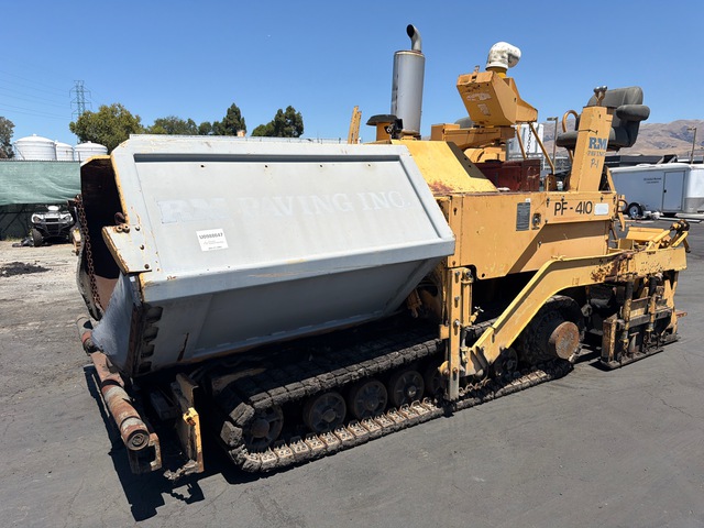 1998 Blaw-Knox PF-410 Track Asphalt Paver 1998 Blaw-Knox PF-410 Track Asphalt Paver