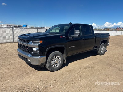 2022 Chevrolet 3500 HD LT 4x4 Crew Cab Pickup