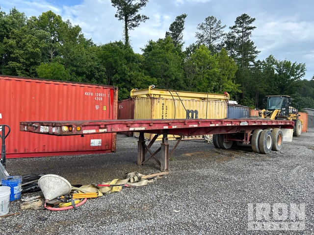 2013 Strick 40 ft T/A Flatbed Trailer