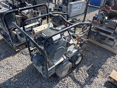 2019 Mi-T-M CWC-7004-4MGH Pressure Washer