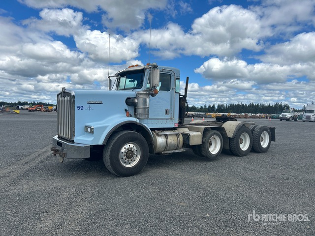 1998 Kenworth T800 8x4 Heavy Haul Tri/A Day Cab Truck Tractor