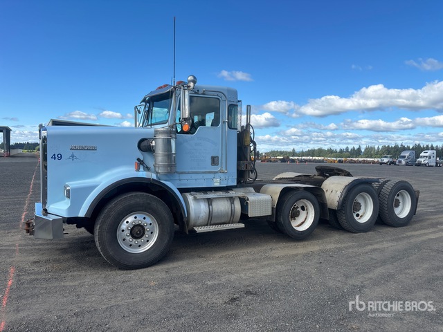 1996 Kenworth T800 8x4 Heavy Haul Tri/A Day Cab Truck Tractor