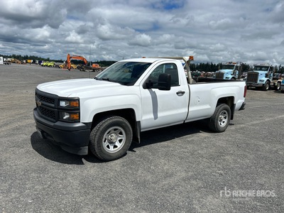 2015 Chevrolet Silverado 1500 4x2 Pickup