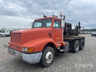 Highway on 1989 International F8300 6x4 Pressure Digger