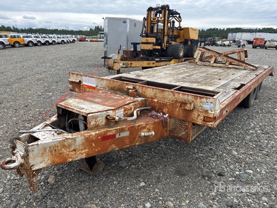1981 Dako D9R24 24 ft T/A Equipment Trailer