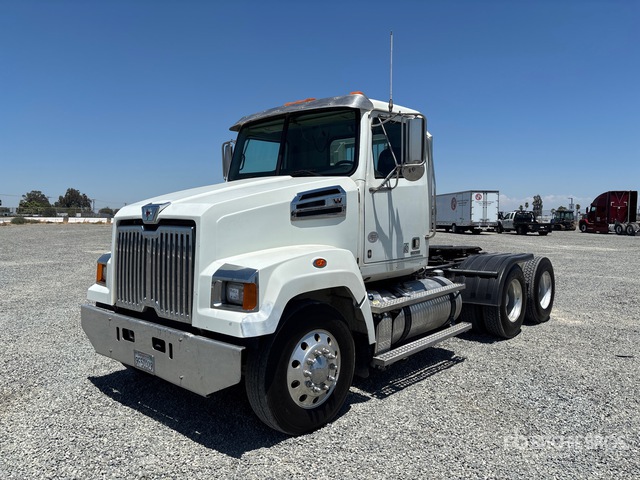 2016 Western Star 4700 SF T/A Day Cab Truck Tractor