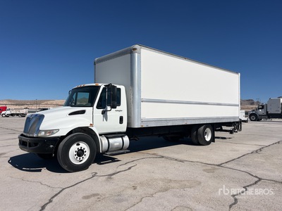 2010 International 4300 4x2 Van Truck