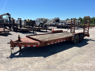1999 Towmaster T-14DDB 19 ft T/A Remolque Portamaquinaria