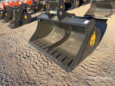 Trojan 200CL 72 in Cleanup Excavator Bucket