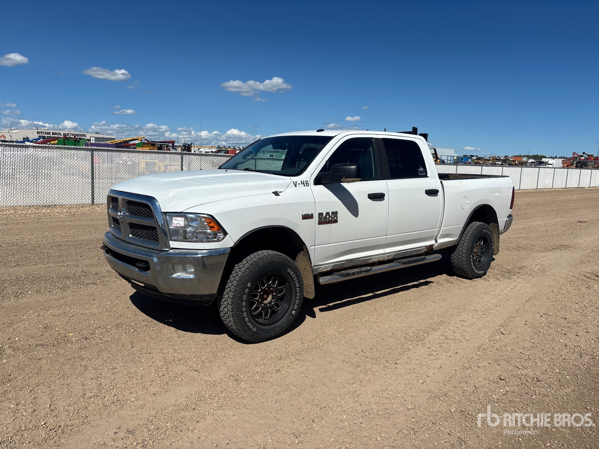 2015 Ram 2500 SLT 4x4 Crew Cab Pickup