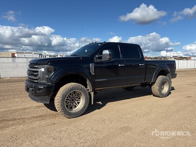 2022 Ford F-350 Platinum 4x4 Crew Cab Pickup