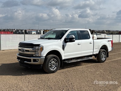 2018 Ford F-350 Lariat 4x4 Crew Cab Pickup