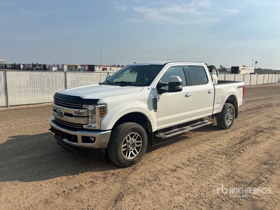 2018 Ford F-350 Lariat 4x4 Crew Cab Pick Up