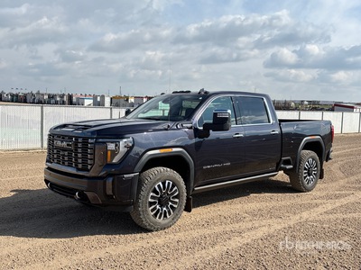 2024 GMC Sierra 2500HD Denali Ultimate 4x4 Crew Cab Pickup