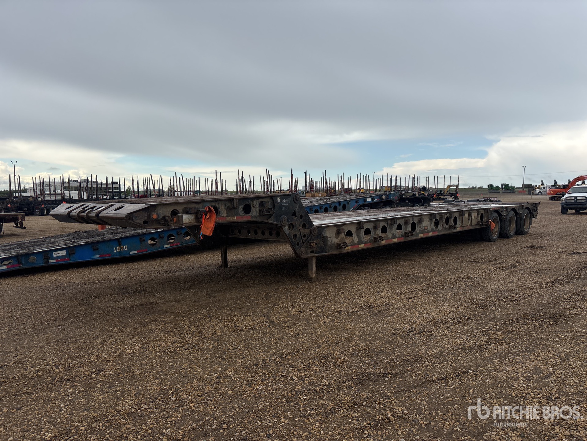 2016 Gerrys KSN201 46 ft Tri/A Folding Neck Trailer