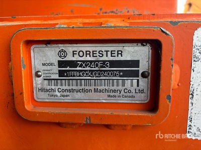 2016 Hitachi ZX240F-3 Roadbuilder Tracked Excavator