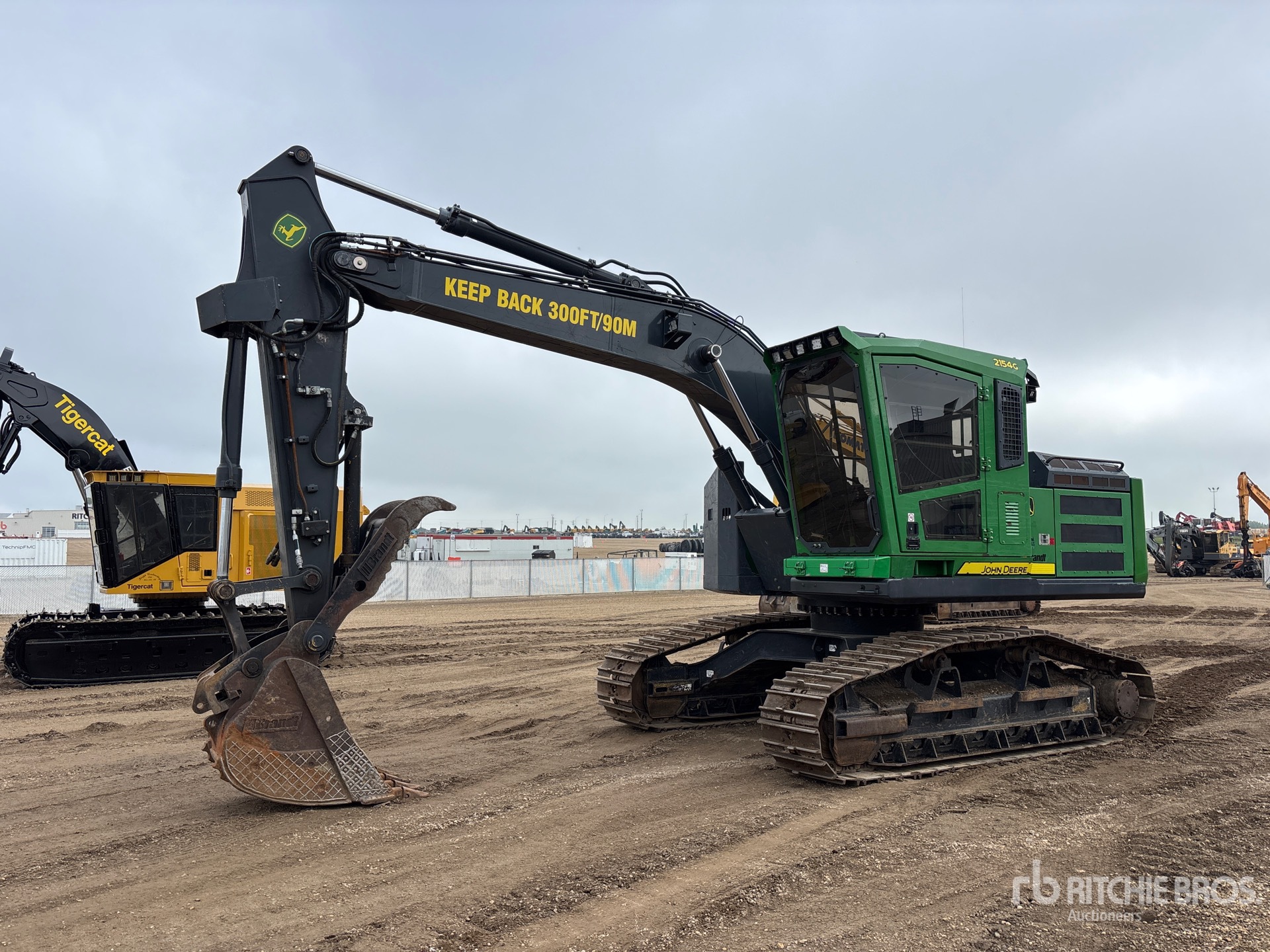 2017 John Deere 2154G Roadbuilder Tracked Excavator