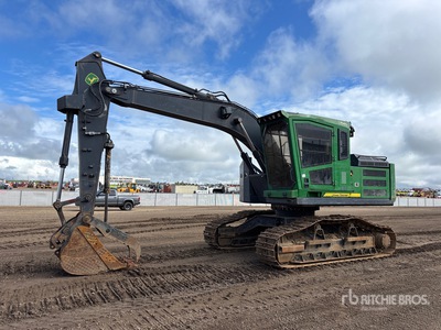 2018 John Deere 2154G Roadbuilder Tracked Excavator