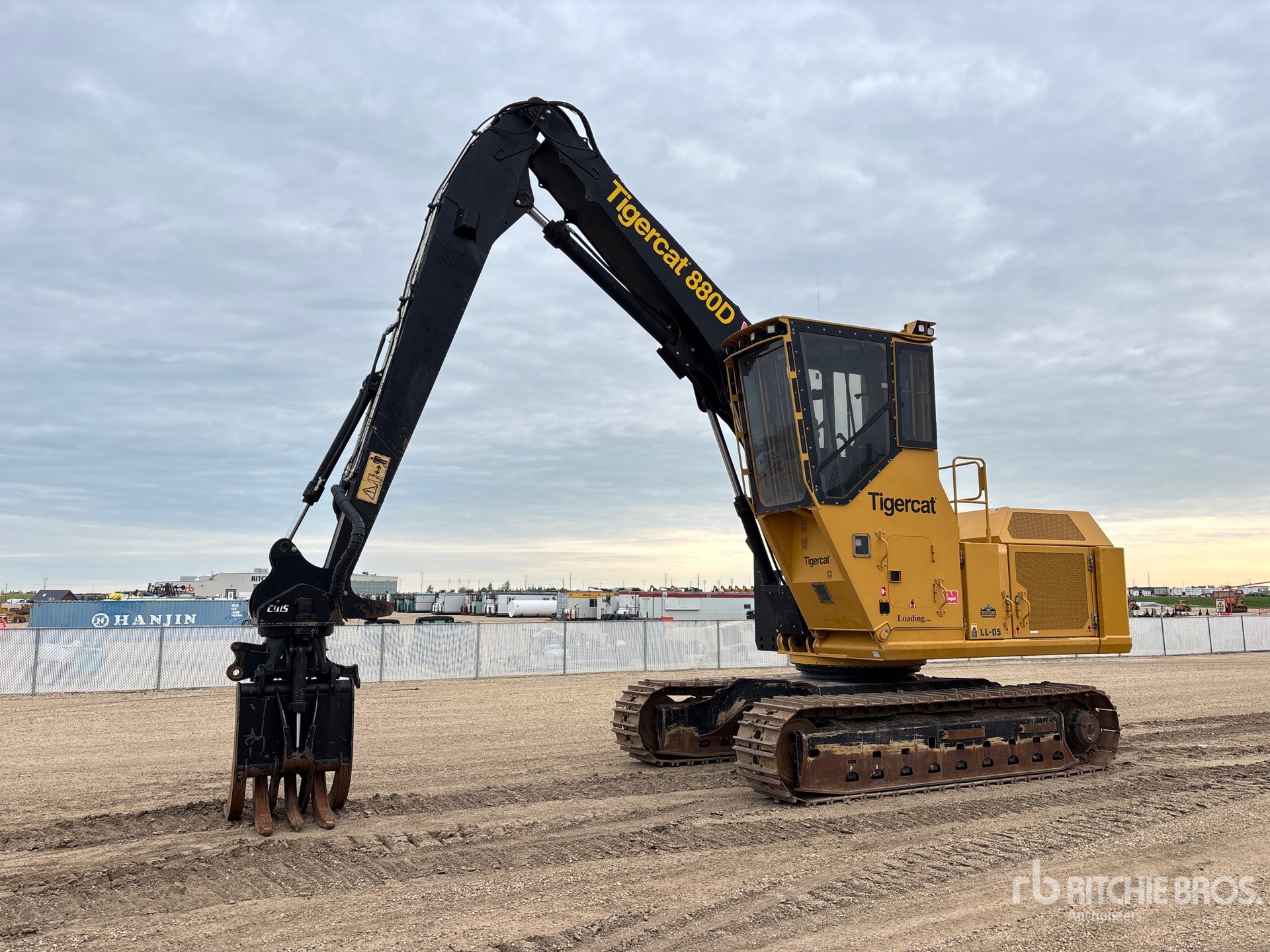 2020 Tigercat 880D Short Wood Log Loader