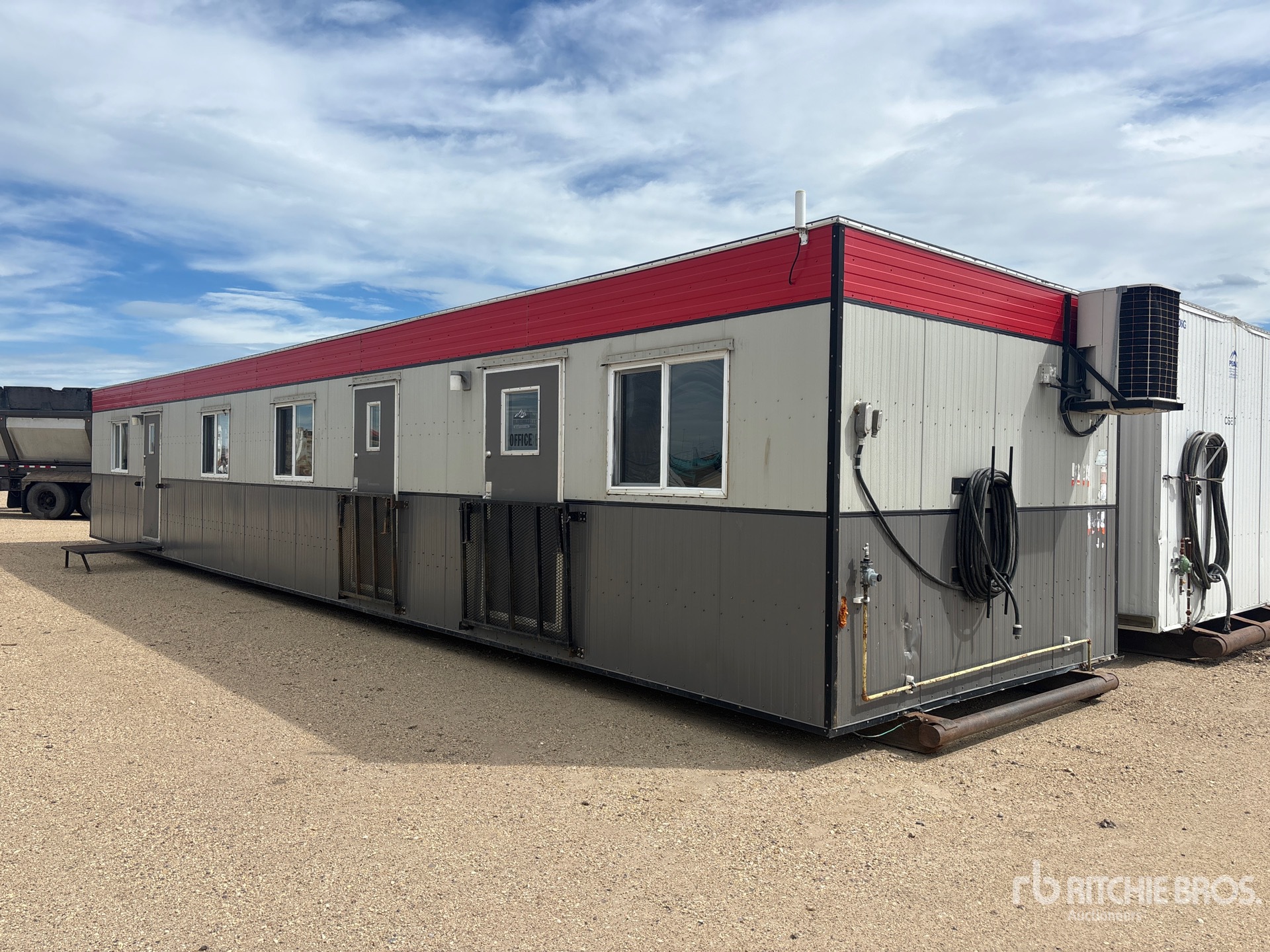 1995 Atco 60 ft x 12 ft Skid-Mounted Mobile Office