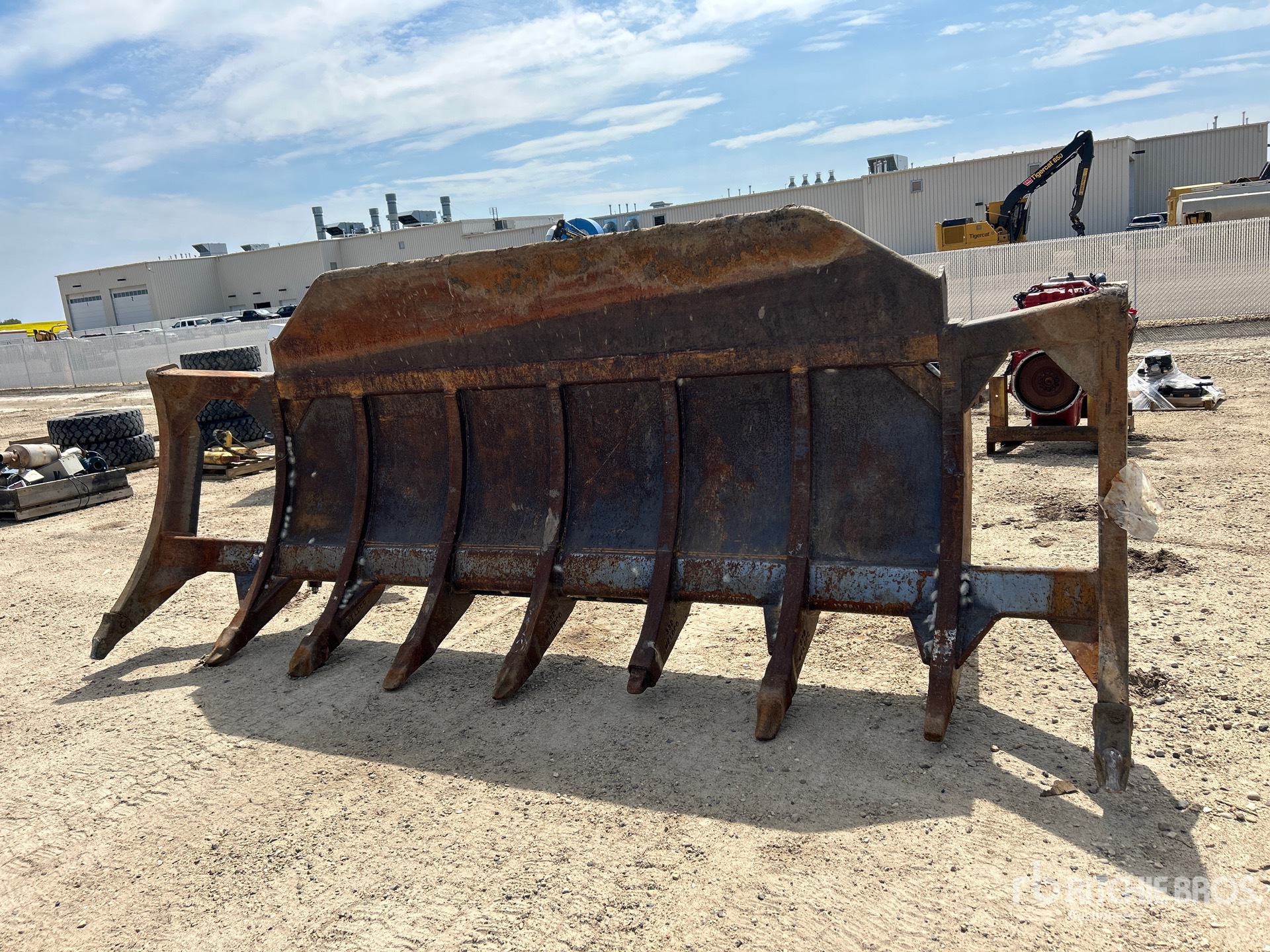 180 in Dozer Rake - Fits Cat D7R