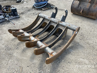 60 in Q/C Excavator Rake - Fits John Deere 2154G